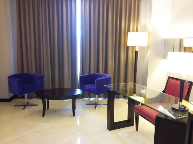 Imagen de la habitación del Hotel Zurich, Damai. Foto 12