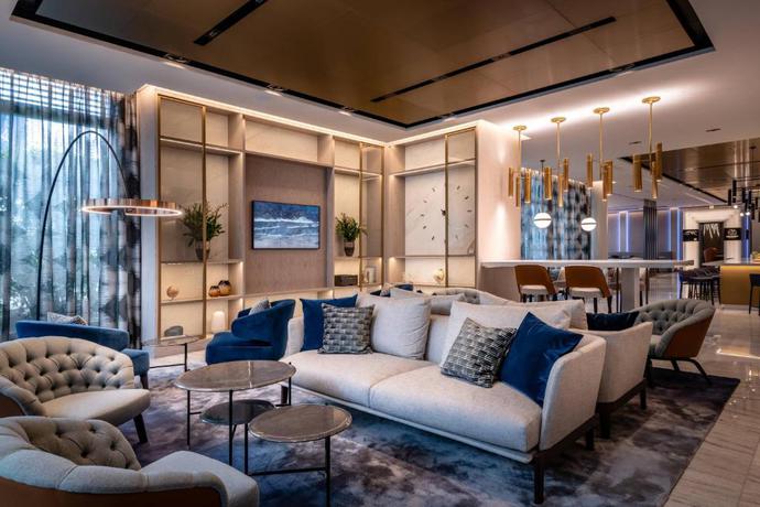 Imagen de los interiores del Hotel Zurich Marriott. Foto 19
