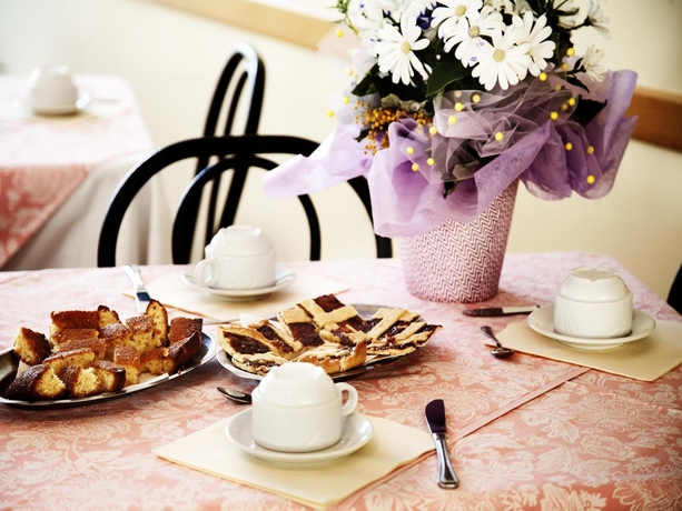 Imagen del bar/restaurante del Hotel Zurigo. Foto 5