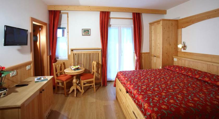 Imagen de la habitación del Hotel Zurigo, Molveno. Foto 4