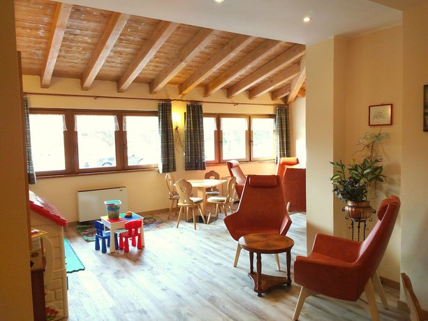 Imagen de los interiores del Hotel Zurigo, Molveno. Foto 19