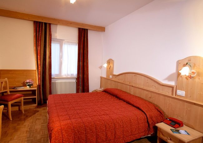 Imagen de la habitación del Hotel Zurigo, Molveno. Foto 8