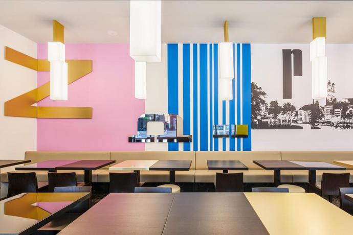 Imagen del bar/restaurante del Hotel Z&uuml;ri By Fassbind. Foto 2