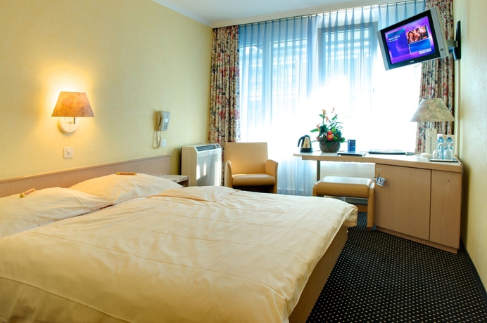 Imagen de la habitación del Hotel Züri By Fassbind. Foto 8