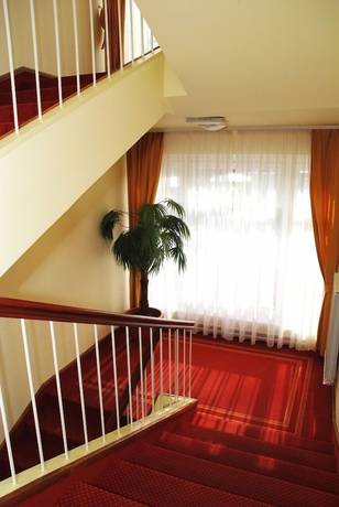 Imagen de los interiores del Hotel Zvezda, Murska Sobota. Foto 18