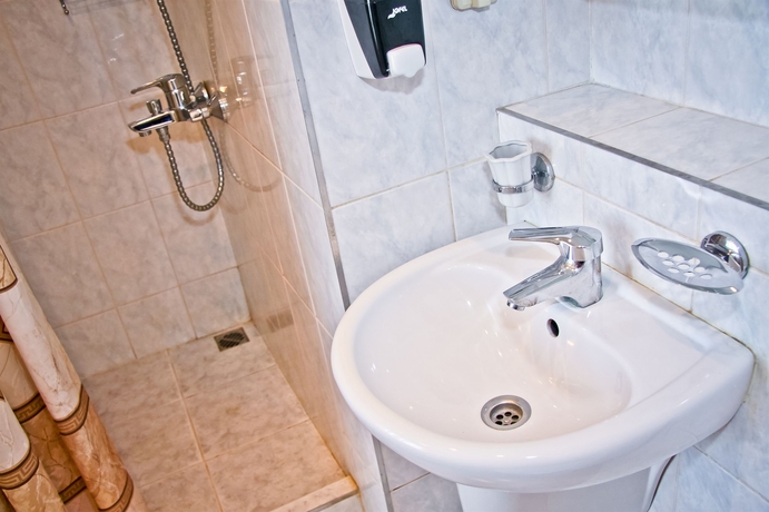Imagen de la habitación del Hotel Zvezdnaya, Mosc&uacute;. Foto 3