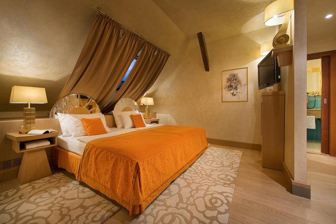 Imagen de la habitación del Hotel Zvon Design Suites. Foto 10