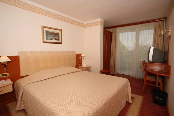 Imagen de la habitación del Hotel Zvonimir Sunny. Foto 7