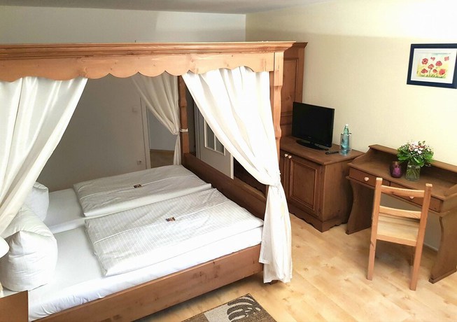 Imagen de la habitación del Hotel Zwei L&auml;nder. Foto 6