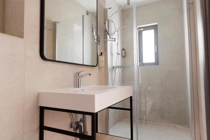 Imagen de la habitación del Hotel Zyra St Julians. Foto 2