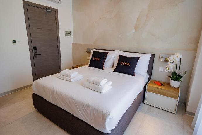 Imagen de la habitación del Hotel Zyra St Julians. Foto 3