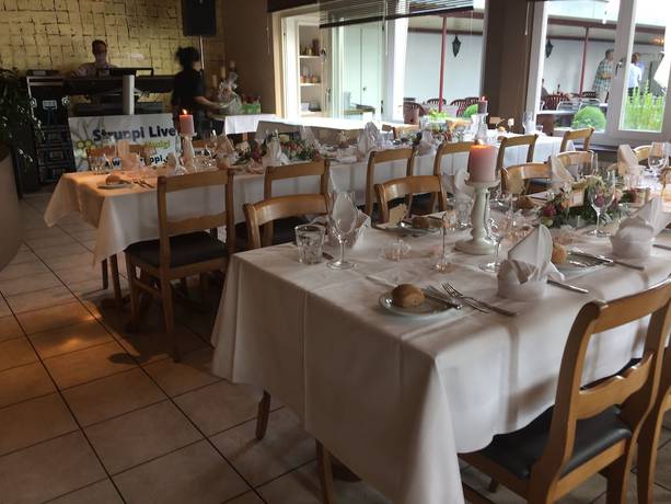 Imagen del bar/restaurante del Hotel Zys. Foto 6