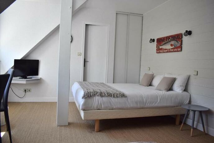 Imagen de la habitación del Hotel a Licorne. Foto 16