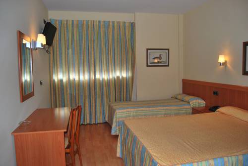 Imagen de la habitación del Hotel &aacute;rea Suco. Foto 7