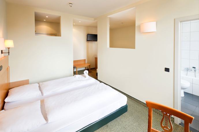 Imagen de la habitación del Hotel a&o Antwerpen Centraal. Foto 6