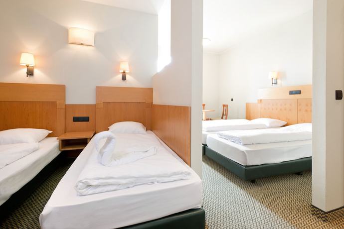 Imagen de la habitación del Hotel a&o Antwerpen Centraal. Foto 10