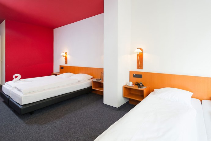 Imagen de la habitación del Hotel a&o Antwerpen Centraal. Foto 11