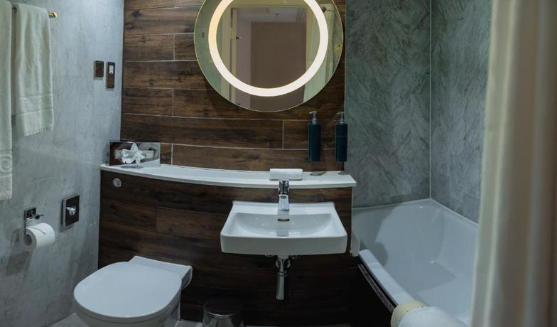 Imagen general del Hotel a&o London Docklands Riverside. Foto 11