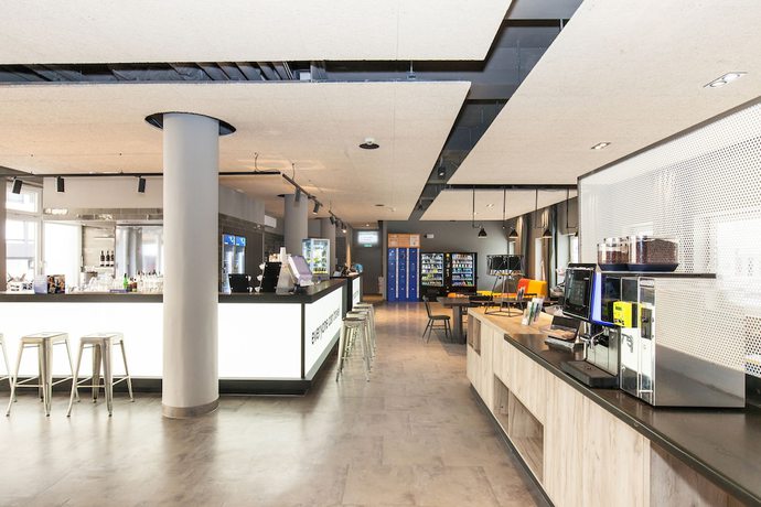 Imagen del bar/restaurante del Hotel a&o Nürnberg Hauptbahnhof - Hostel. Foto 4