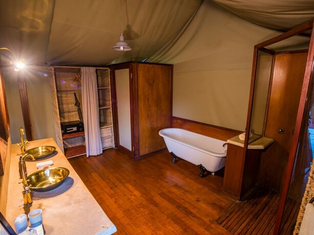 Imagen general del Hotel aha Thakadu River Camp. Foto 4