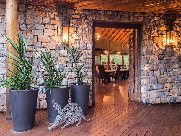 Imagen general del Hotel aha Thakadu River Camp. Foto 16