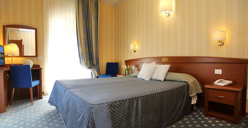 Imagen de la habitación del Hotel al Sole Bardolino. Foto 9