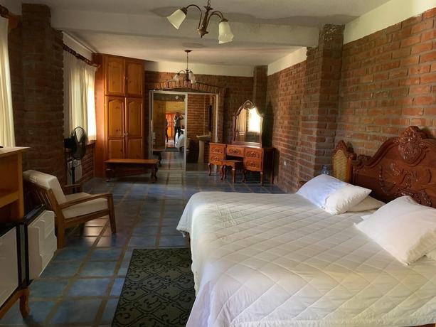 Imagen de la habitación del Hotel alcatraz. Foto 16