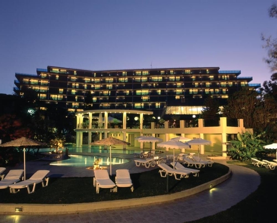 Imagen de la piscina del Hotel allsun Calypso Beach. Foto 11