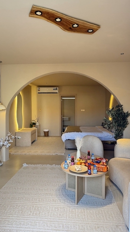 Imagen de la habitación del Hotel alsaif camp. Foto 8