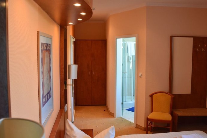 Imagen de la habitación del Hotel am Bahnhof. Foto 13