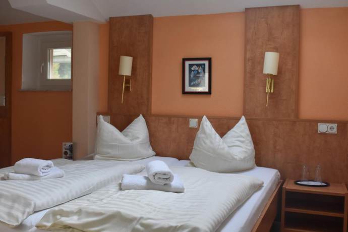 Imagen de la habitación del Hotel am Bahnhof. Foto 17