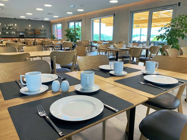 Imagen del bar/restaurante del Hotel am Sonnenlandpark. Foto 5