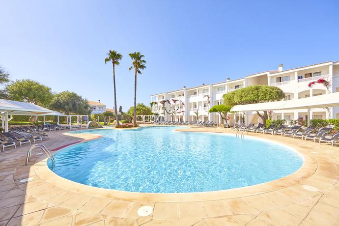 Imagen de la piscina del Hotel & Apartamentos Prinsotel la Caleta. Foto 45