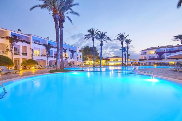 Imagen de la piscina del Hotel & Apartamentos Prinsotel la Caleta. Foto 47