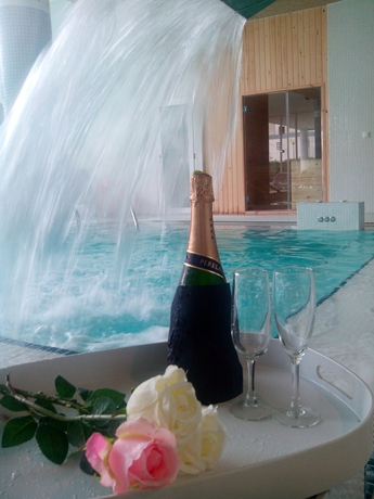 Imagen de la piscina del Hotel & Apartaments Thalassa Sport & Wellness. Foto 15