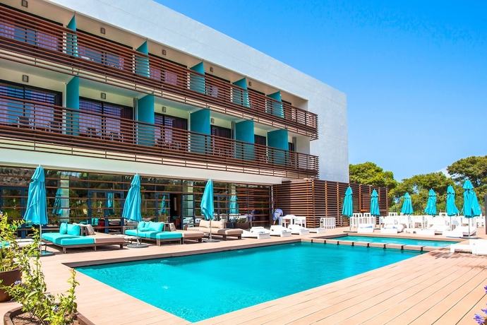 Imagen de la piscina del Hotel & Apartments Souani. Foto 16