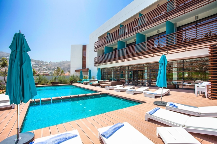 Imagen de la piscina del Hotel & Apartments Souani. Foto 18