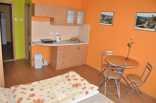 Imagen de la habitación del Hotel & Hostel Děč&iacute;n. Foto 6
