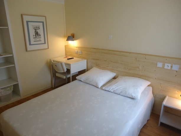Imagen de la habitación del Hotel & R&eacute;sidence Thibaud. Foto 5