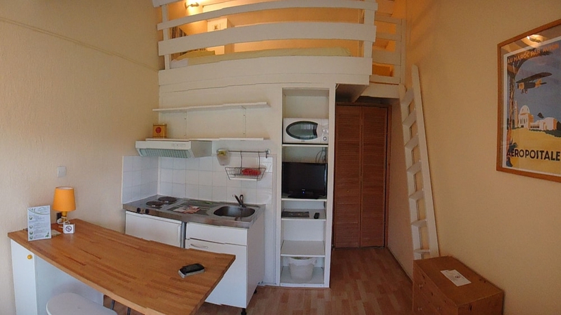 Imagen de la habitación del Hotel & R&eacute;sidence Thibaud. Foto 7