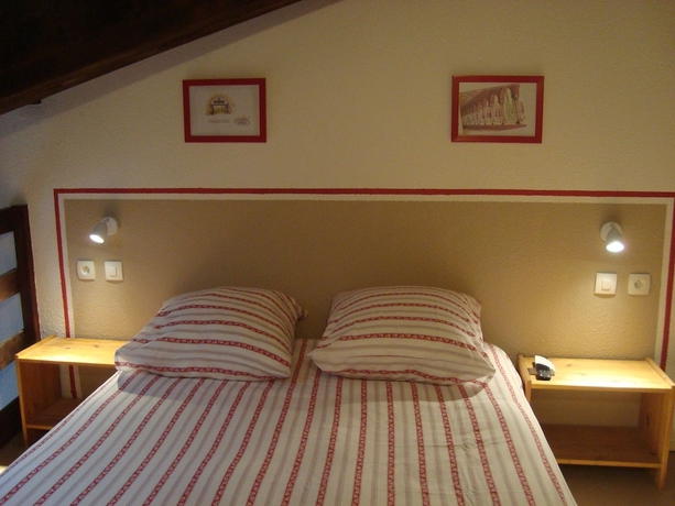 Imagen de la habitación del Hotel & R&eacute;sidence Thibaud. Foto 12