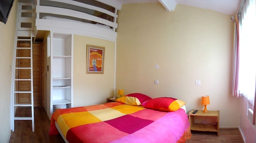 Imagen de la habitación del Hotel & R&eacute;sidence Thibaud. Foto 13