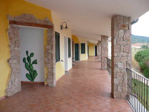 Imagen de los exteriores del Hotel & Residence La Ciaccia. Foto 12