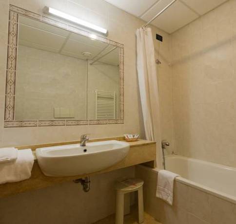 Imagen de la habitación del Hotel & Residence Torre Di Pratolungo. Foto 13