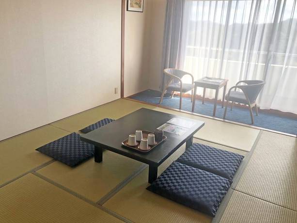 Imagen de la habitación del Hotel & Resorts Minamiawaji. Foto 5