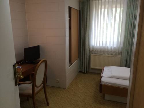 Imagen de la habitación del Hotel & Restaurant Bei Baki. Foto 5