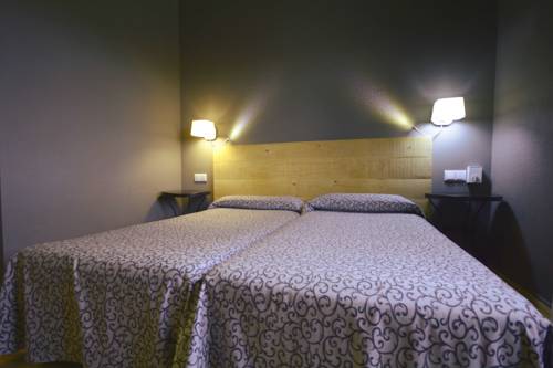 Imagen de la habitación del Hotel & Restaurant Figueres Parc. Foto 7