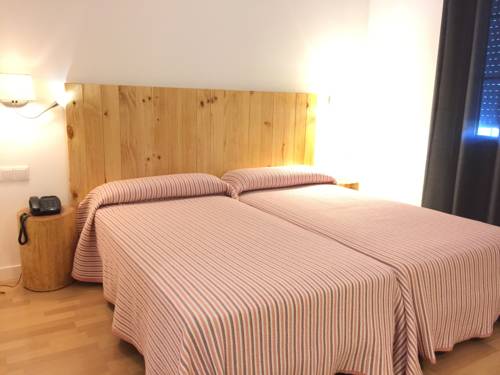 Imagen de la habitación del Hotel & Restaurant Figueres Parc. Foto 8