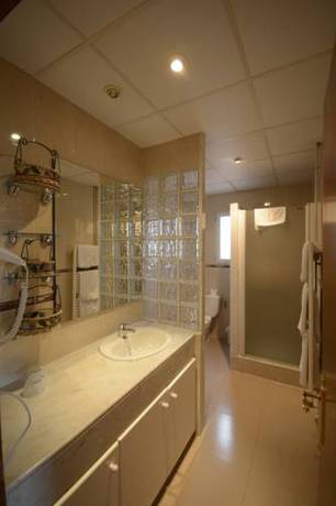 Imagen de la habitación del Hotel & Restaurant Figueres Parc. Foto 13