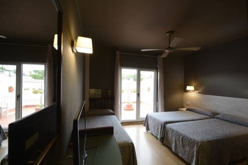 Imagen de la habitación del Hotel & Restaurant Figueres Parc. Foto 15